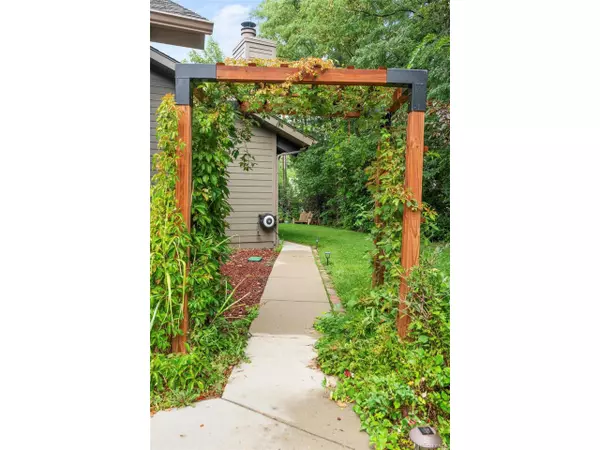 Golden, CO 80401,2589 Alkire St