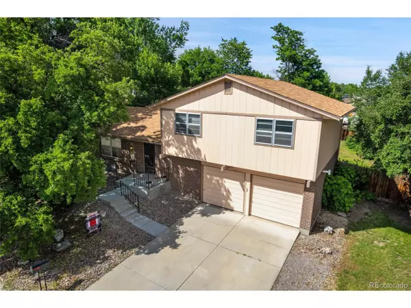 6411 W 82nd Dr, Arvada, CO 80003