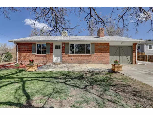 816 Depew St, Lakewood, CO 80214