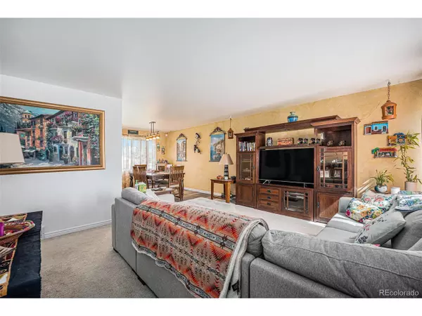 Littleton, CO 80123,3937 W Grand Ave
