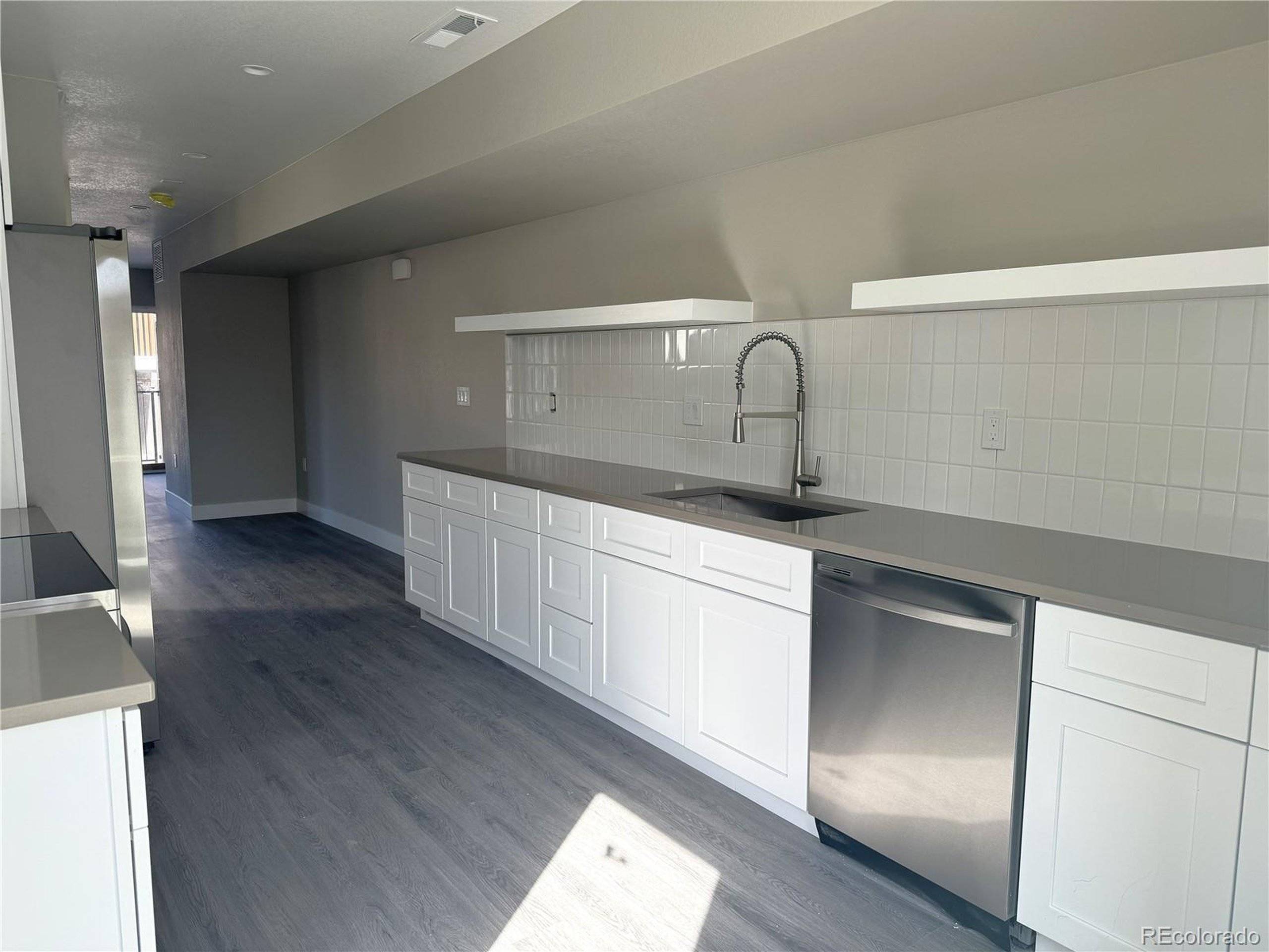 1652 N Lafayette St #6, Denver, CO 80218
