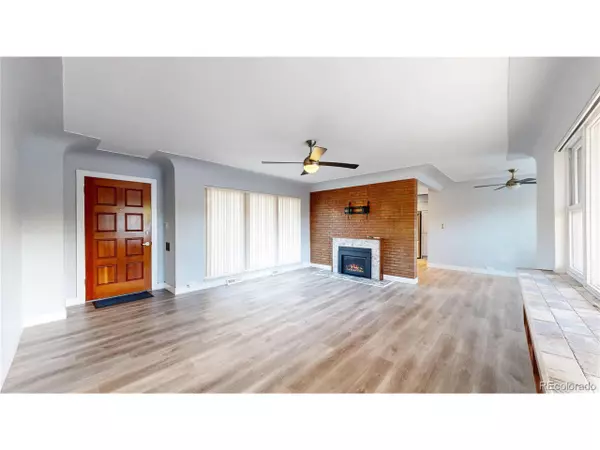 Littleton, CO 80120,1750 W Crestline Dr