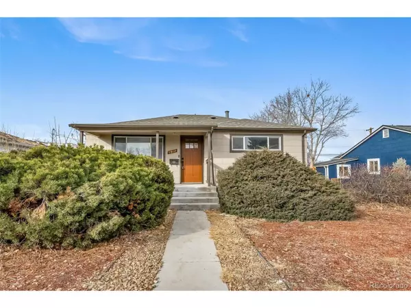 1017 Florence St, Aurora, CO 80010