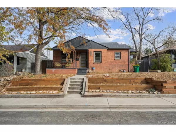 3820 S Delaware St, Englewood, CO 80110