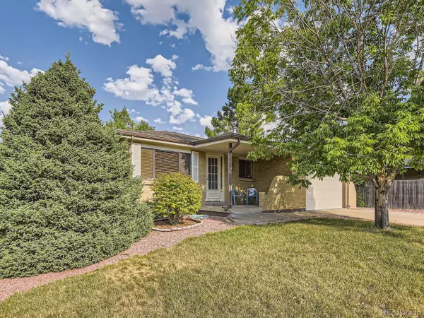 869 Mercury Cir, Lone Tree, CO 80124