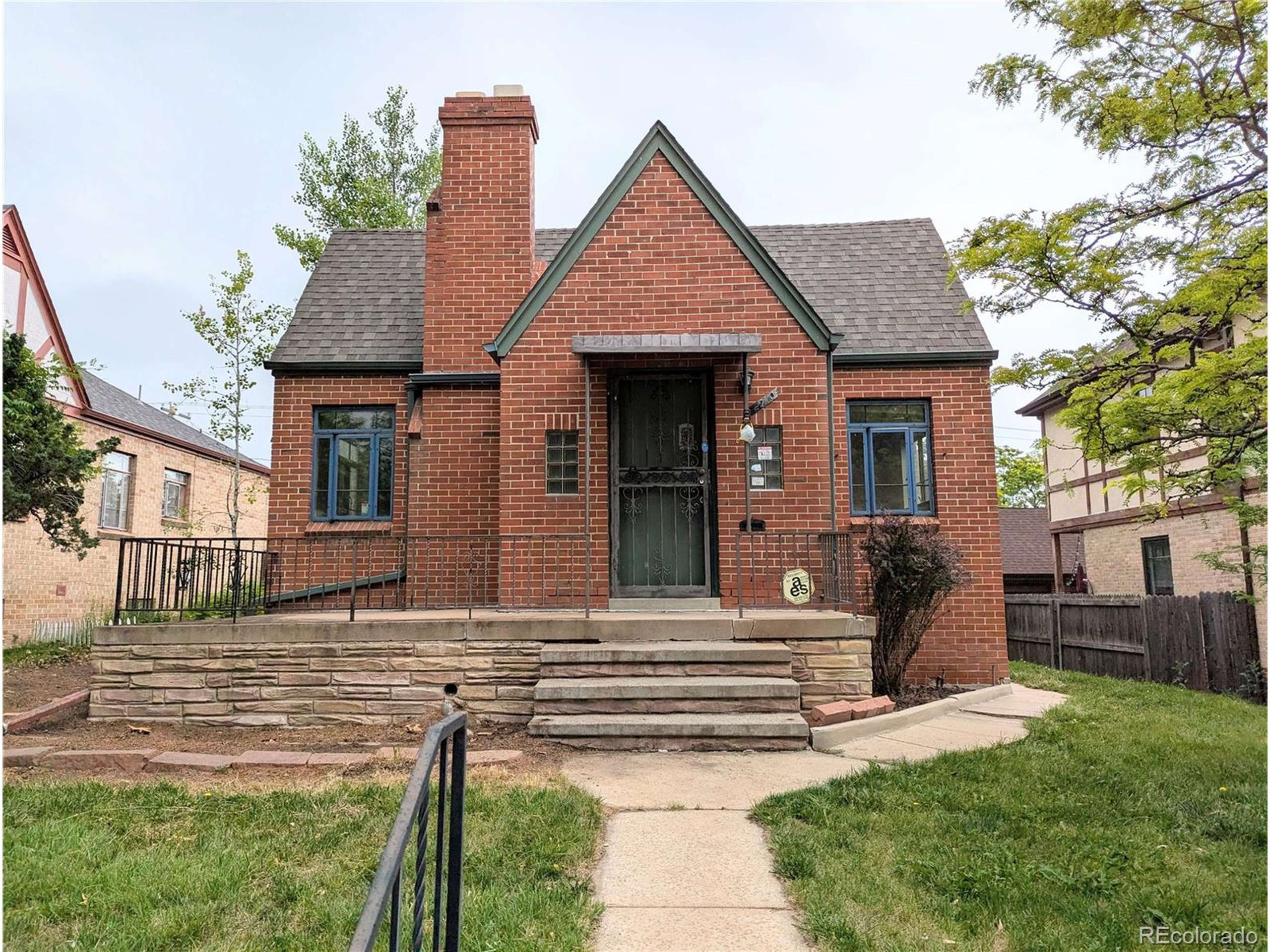 2710 Stuart St, Denver, CO 80212