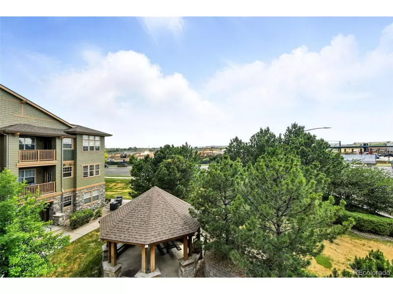 8489 Canyon Rim Cir #302, Englewood, CO 80112