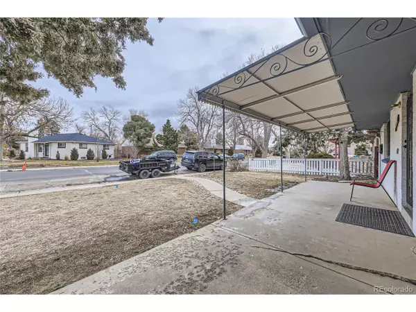Aurora, CO 80010,2391 Kingston St