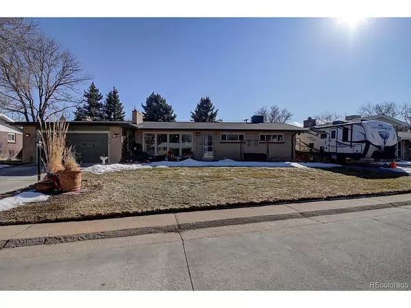 8100 Sunset Dr, Lakewood, CO 80214