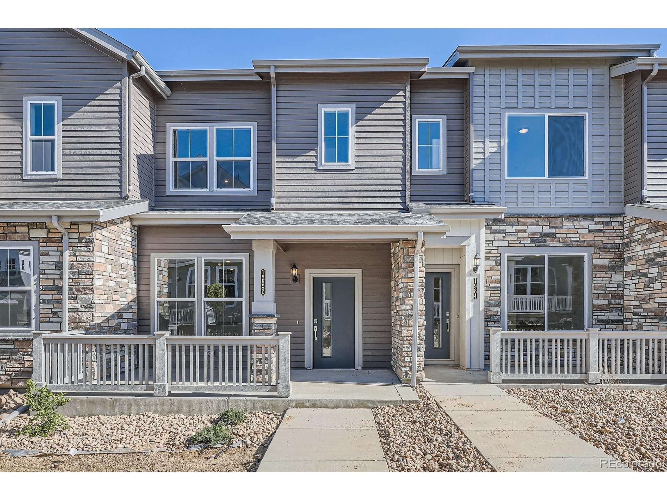 1986 S Haleyville Way, Aurora, CO 80018