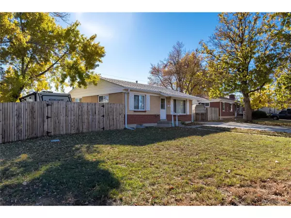 7630 W Arkansas Pl, Lakewood, CO 80232