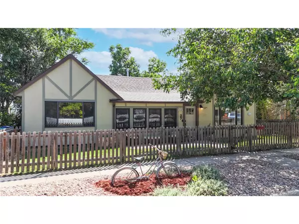 911 6th St, Golden, CO 80403