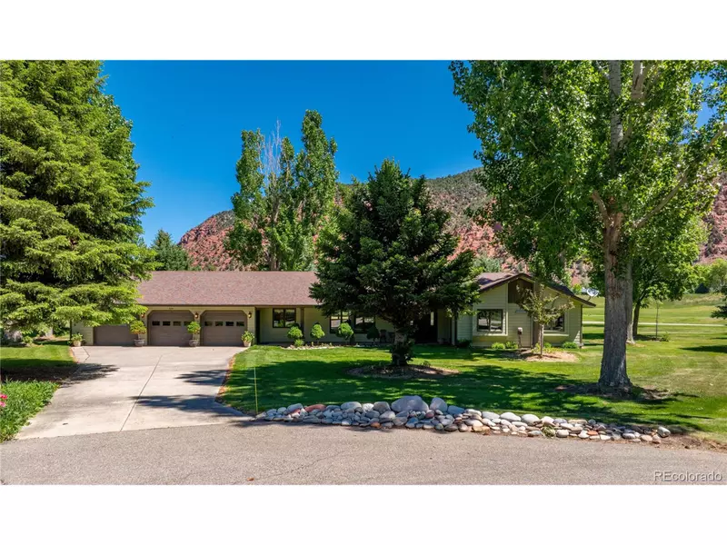194 Fairway Ln, Glenwood Springs, CO 81601