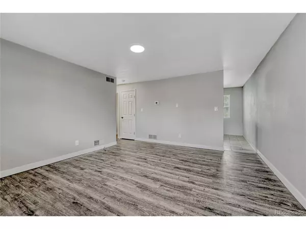 Denver, CO 80223,1158 S Navajo St