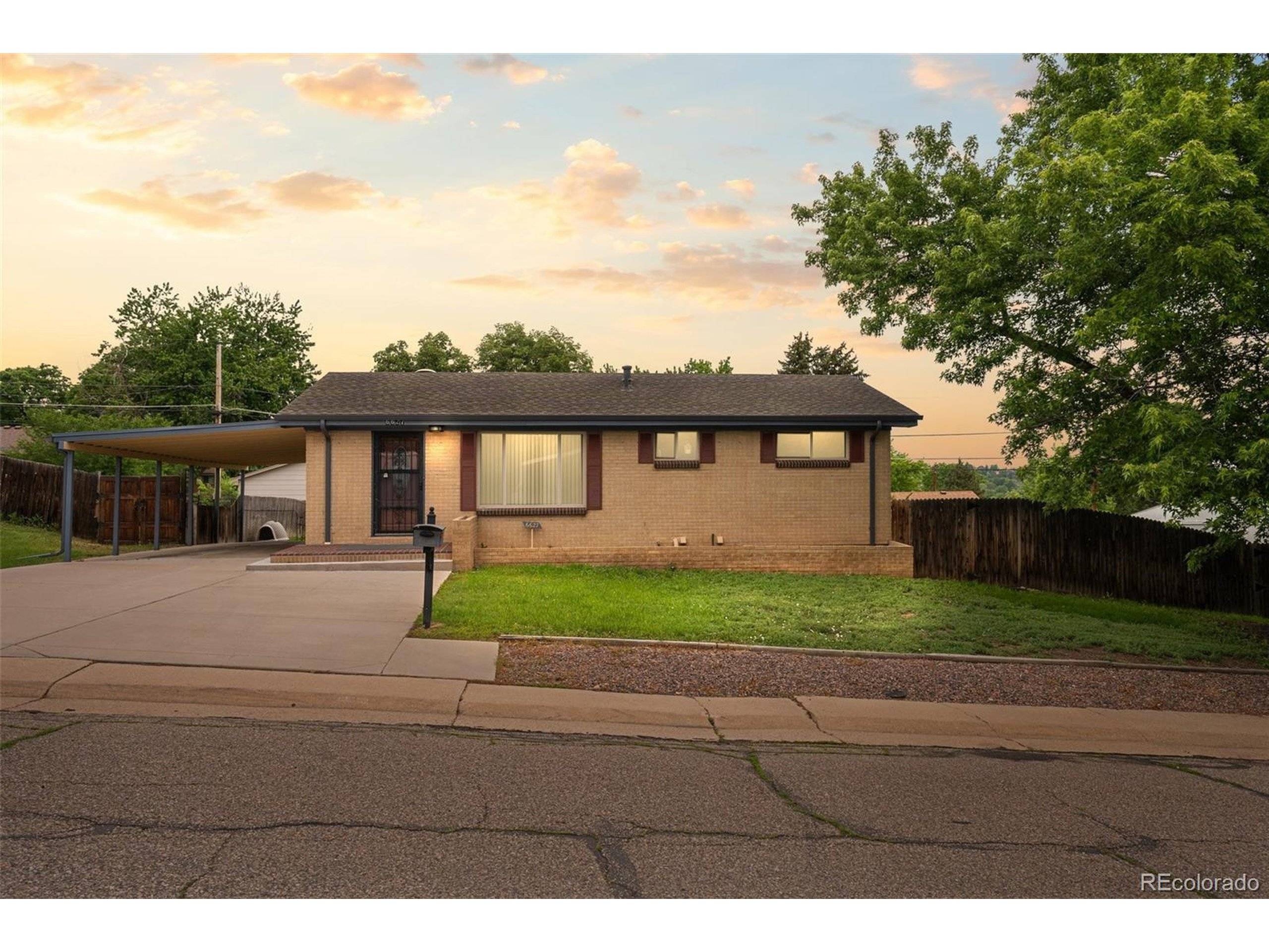 Arvada, CO 80003,6627 Eaton St