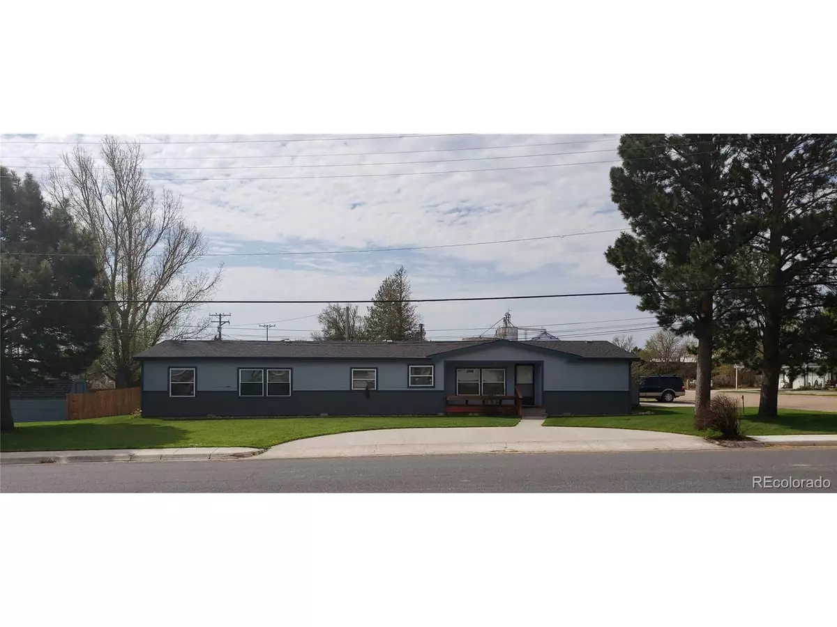 Cheyenne Wells, CO 80810,210 N 1st St