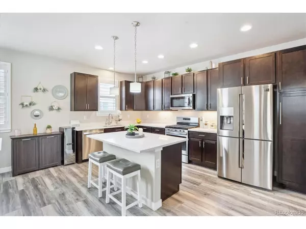 2395 S Troy Ct, Aurora, CO 80014
