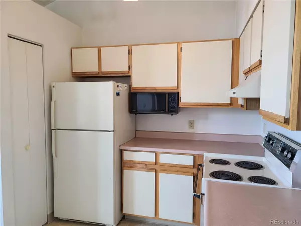 Littleton, CO 80123,4760 S Wadsworth #301
