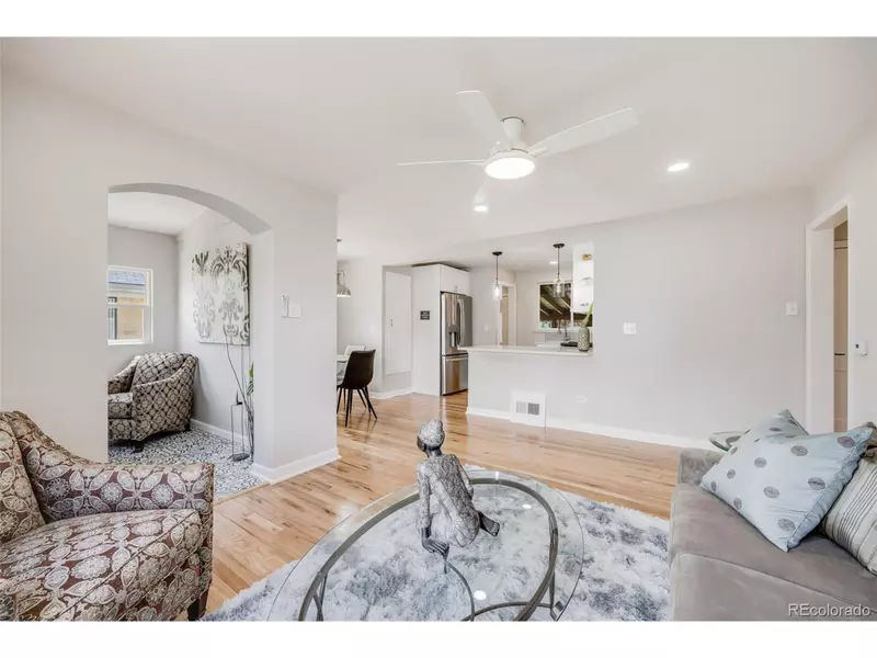 903 Poplar St, Denver, CO 80220