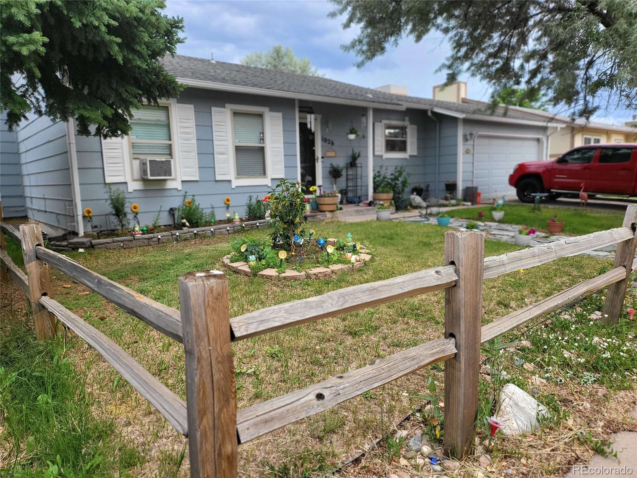 1026 S Waco Way, Aurora, CO 80017