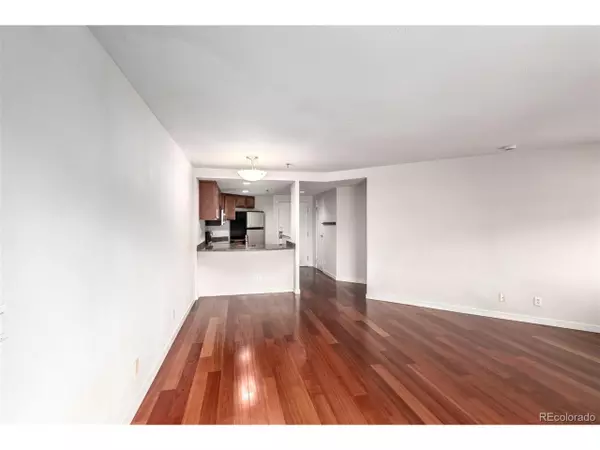 Denver, CO 80205,100 Park Ave #408