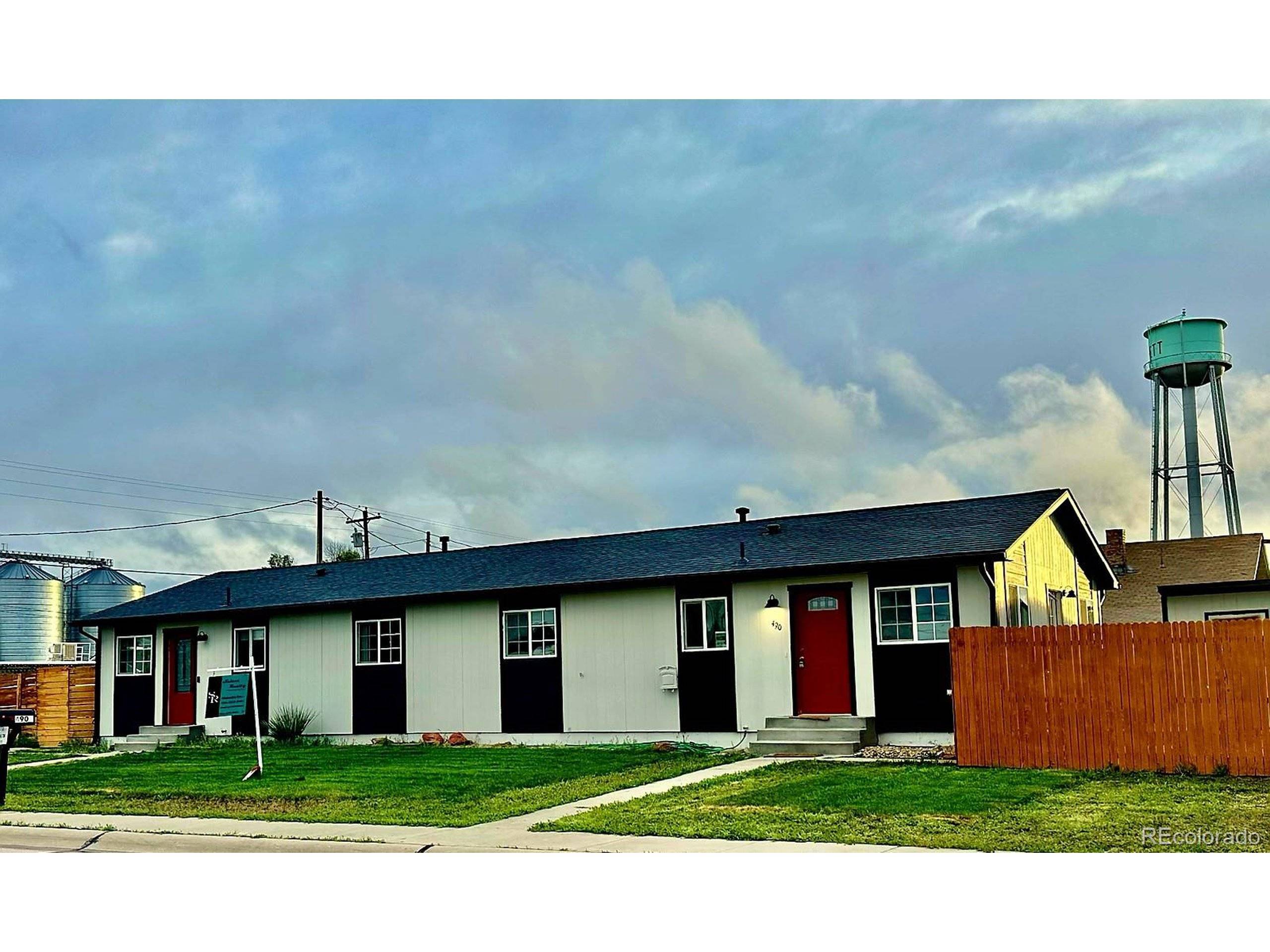 Bennett, CO 80102,490 Washington Ave #A & B
