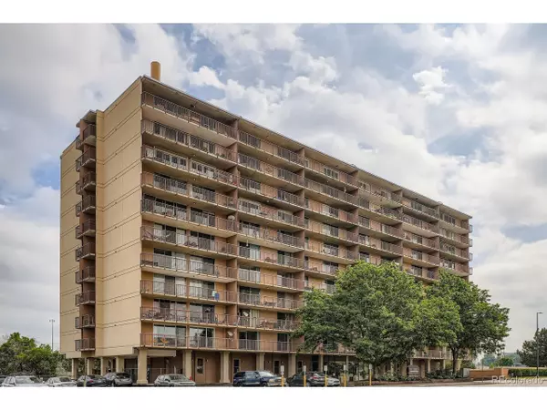 Denver, CO 80210,2225 Buchtel Blvd #105