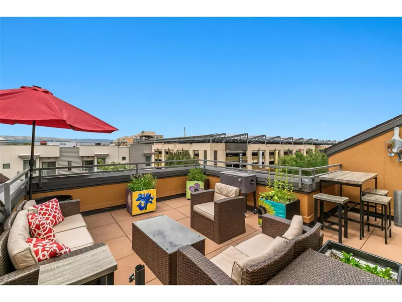 476 S Saulsbury St, Lakewood, CO 80226