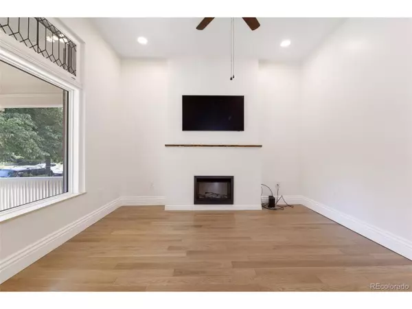 Denver, CO 80218,459 N Clarkson St