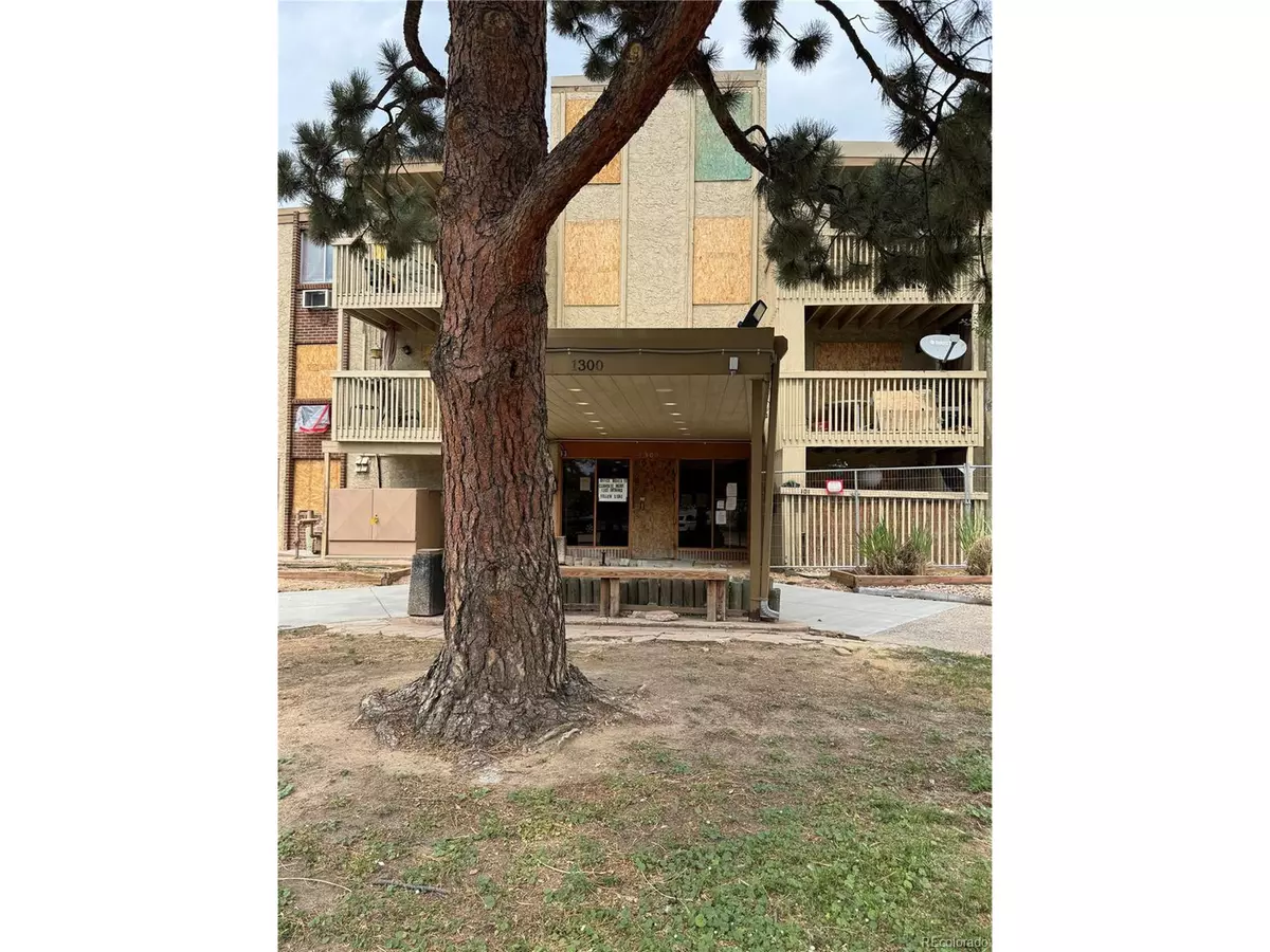 Denver, CO 80231,1300 S Parker Rd #3