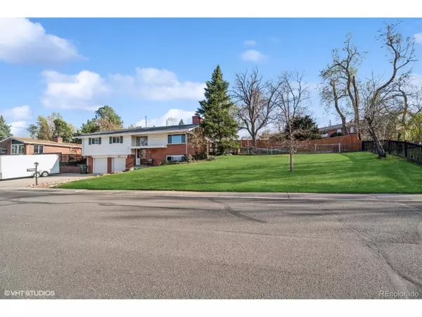 11600 W 31st Pl, Lakewood, CO 80215