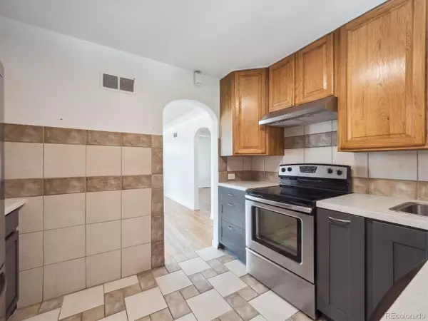 Englewood, CO 80110,Address not disclosed