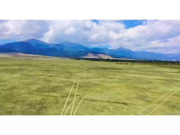 2 County Road 119, Westcliffe, CO 81252