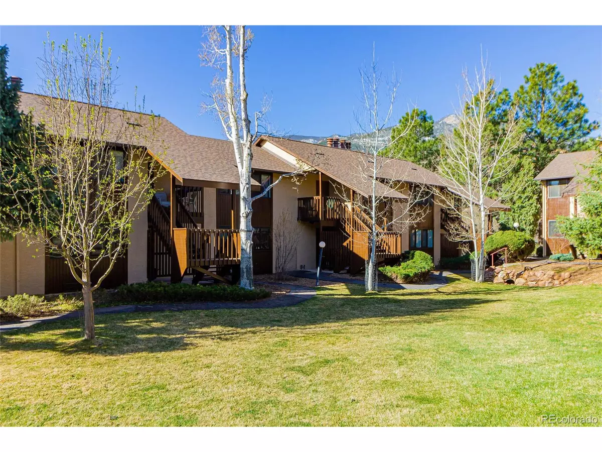 Manitou Springs, CO 80829,327 El Paso Blvd #B