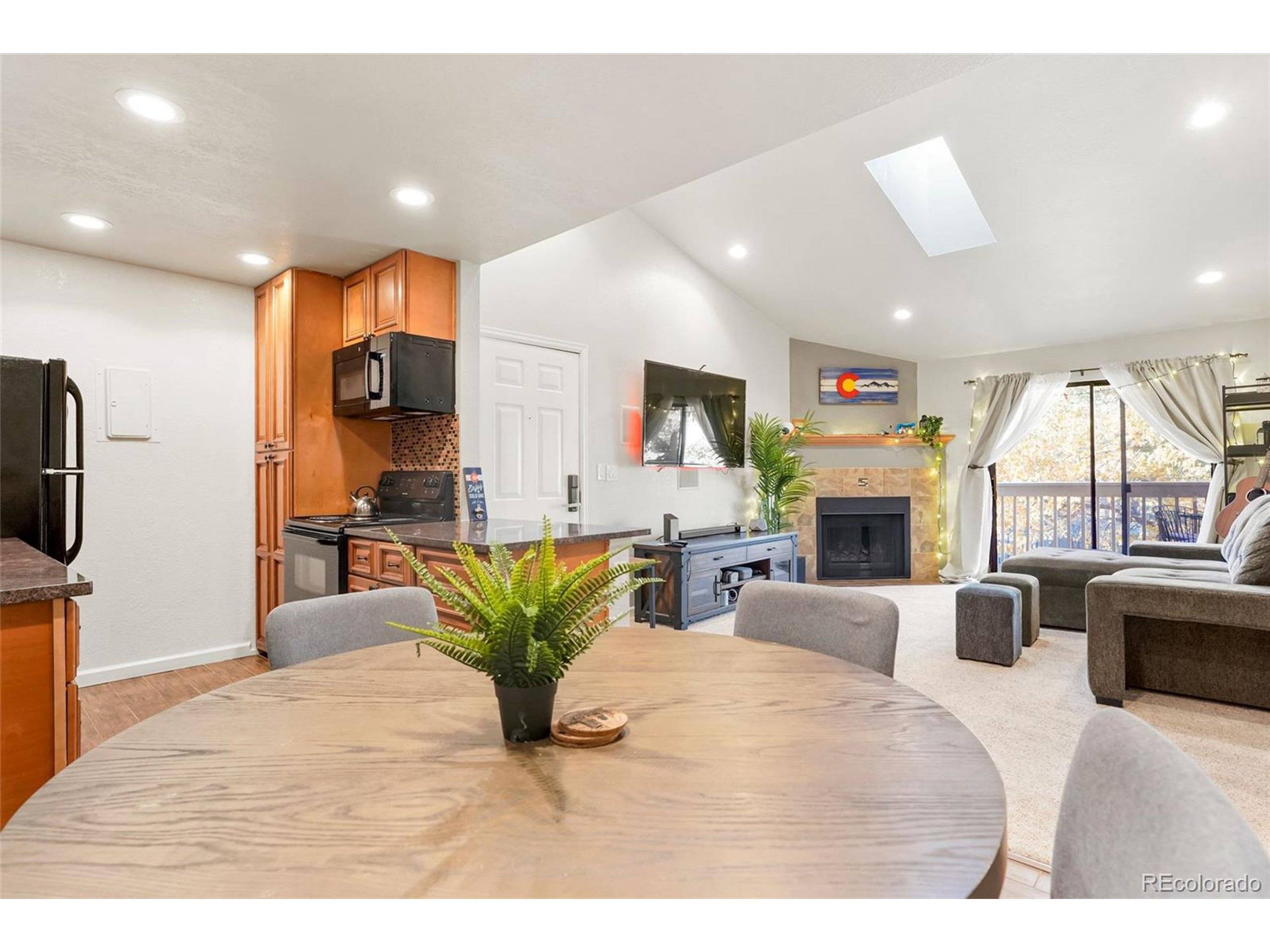 Englewood, CO 80111,10273 E Peakview Ave #D202