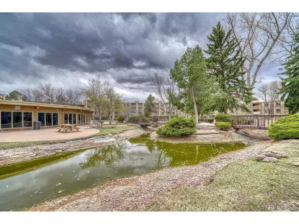 1302 S Parker Rd #127, Denver, CO 80231