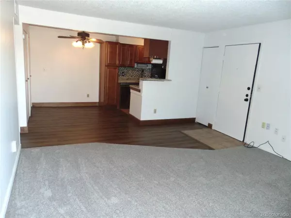 Lakewood, CO 80214,7040 W 20th Ave #206