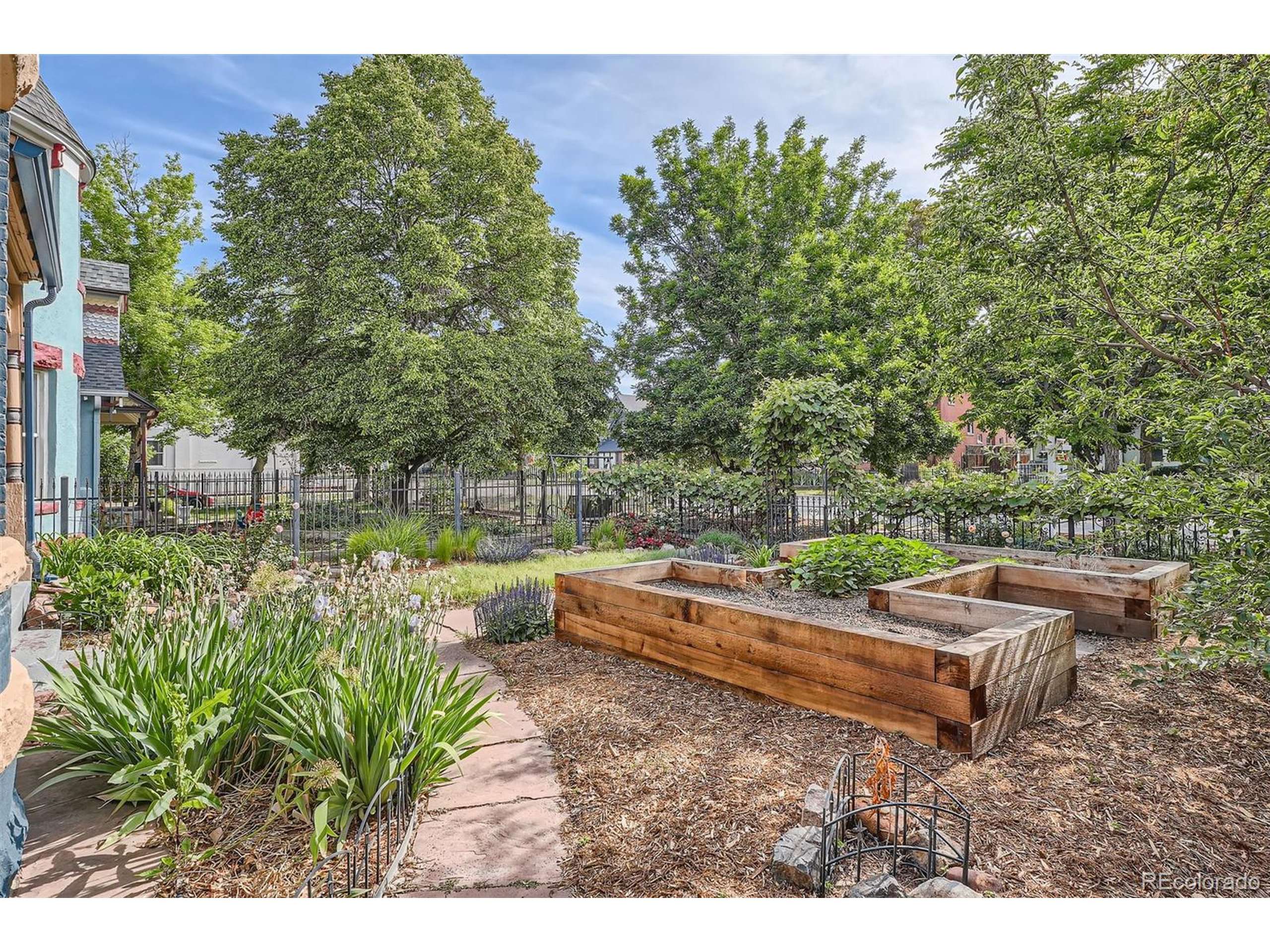 Denver, CO 80209,209 S Lincoln St