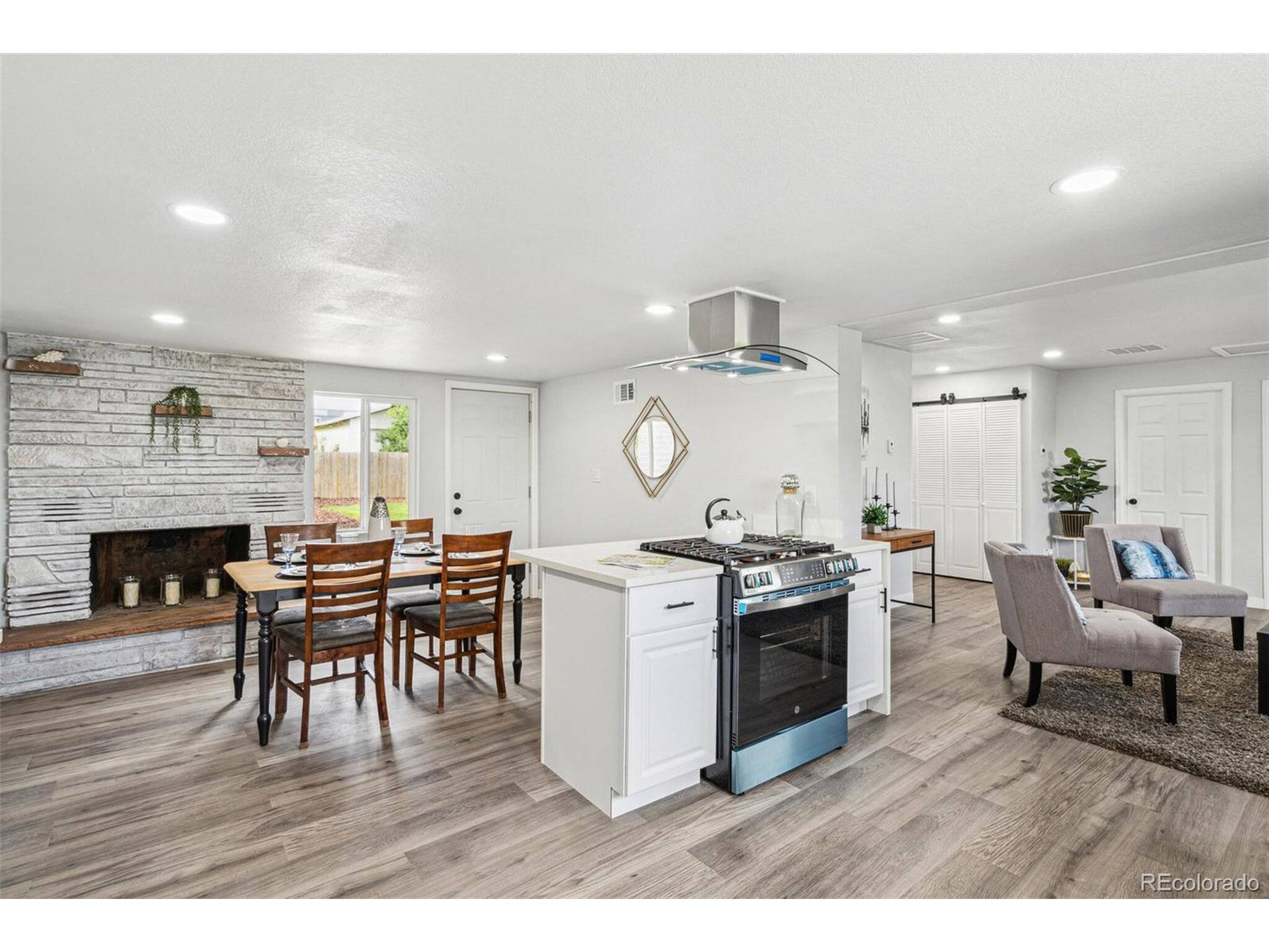 Lafayette, CO 80026,309 W Oak St