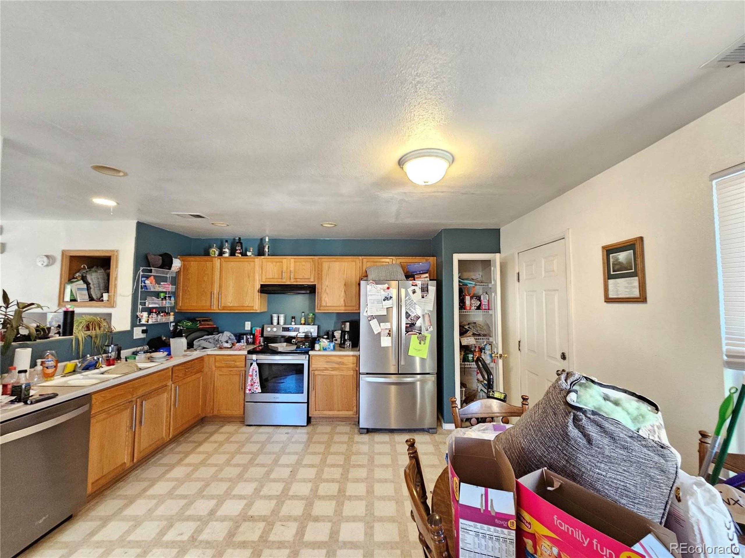 872 Mockingbird Ln, Brighton, CO 80601