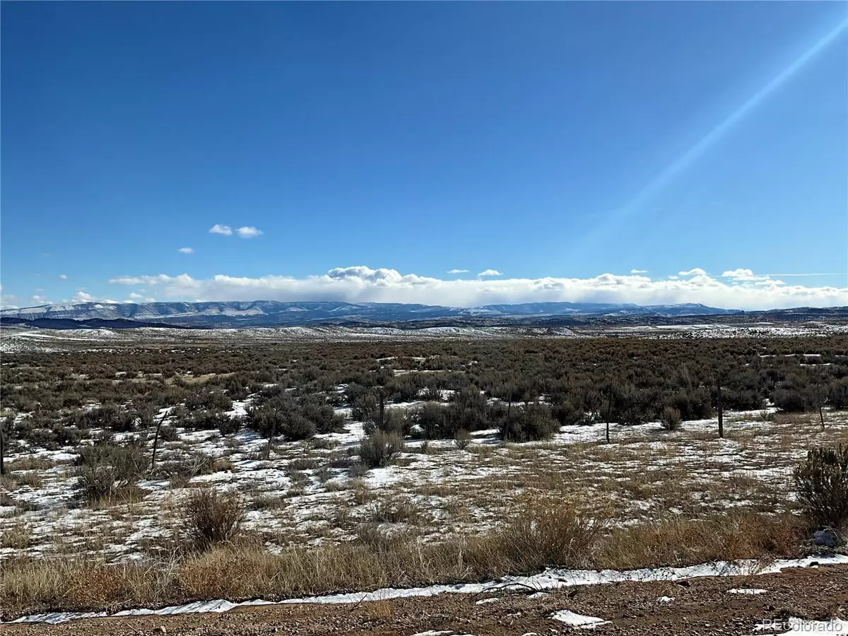 Dinosaur, CO 81610,Hwy 40