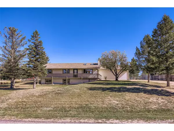 34200 Columbine Trl, Elizabeth, CO 80107