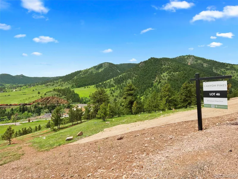 20 Canyon Pines Dr, Arvada, CO 80403