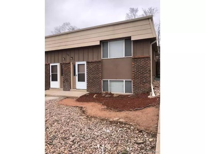 1190 Magnolia St, Colorado Springs, CO 80907