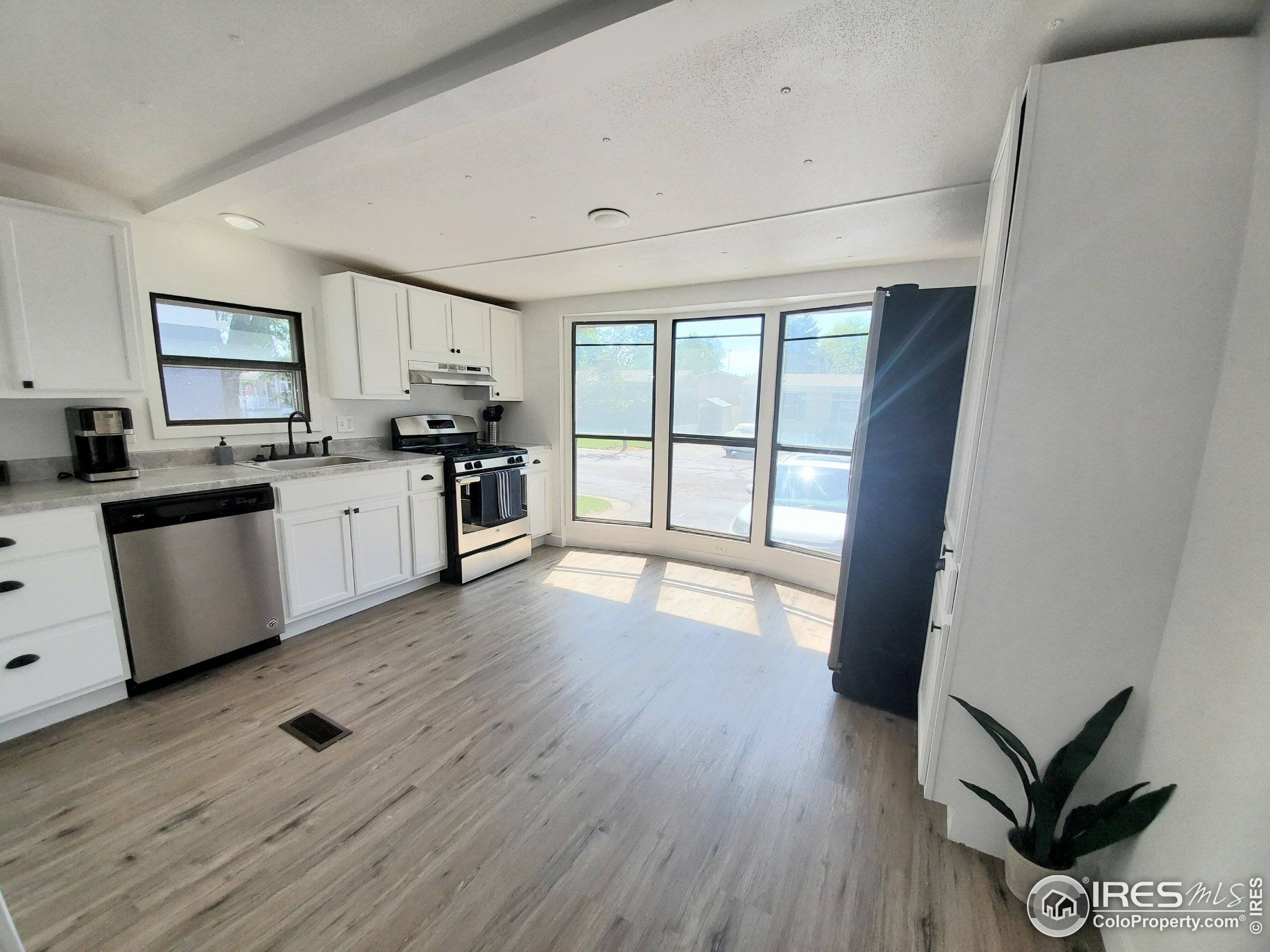 Loveland, CO 80538,221 W 57th St #B61