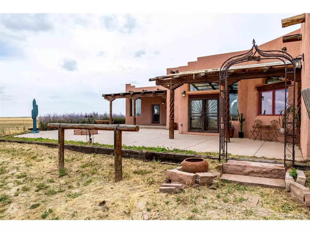 Strasburg, CO 80136,4601 S County Road 161