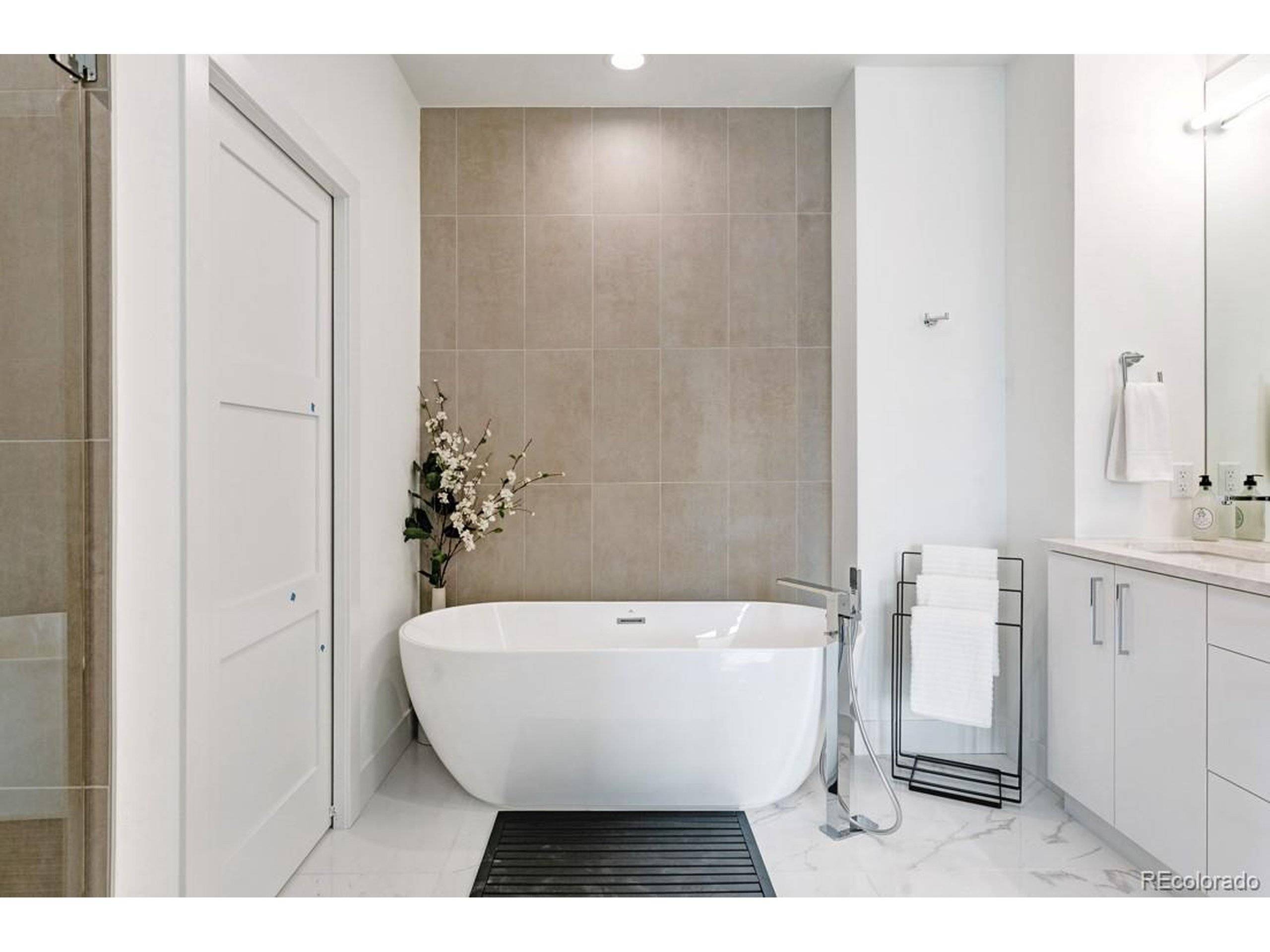 Denver, CO 80220,4244 E 8th Pl