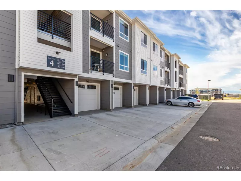 6153 N Ceylon St #303, Denver, CO 80249