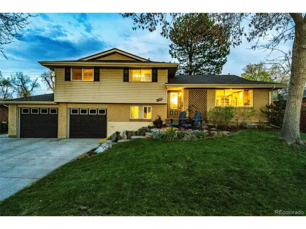 1140 S Dover St,  Lakewood,  CO 80232