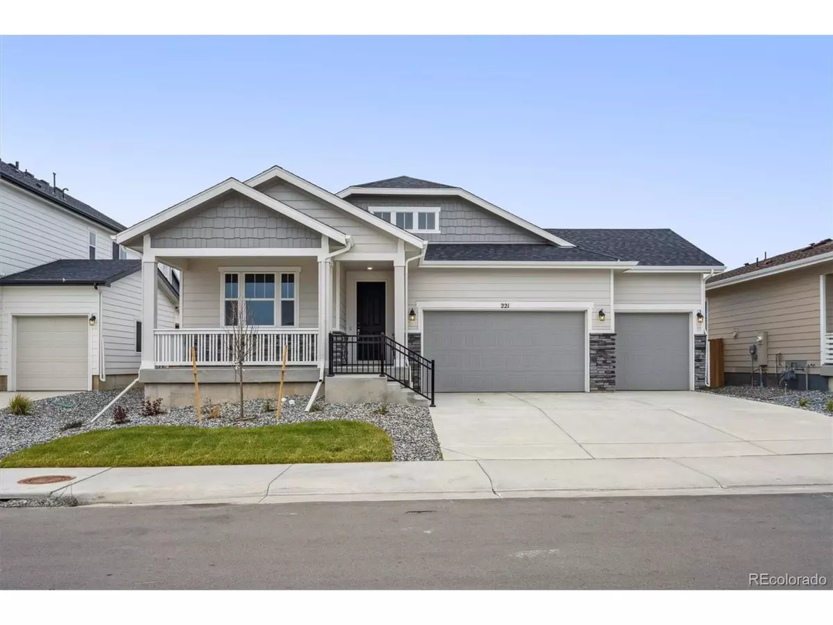 Bennett, CO 80102,221 Sage Grouse Way